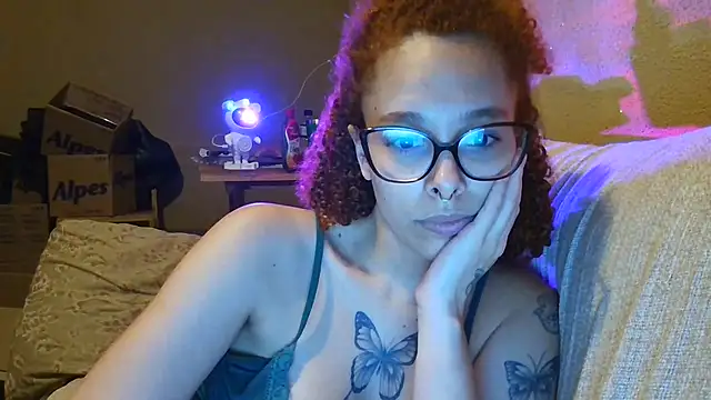 dominamoon_ webcam