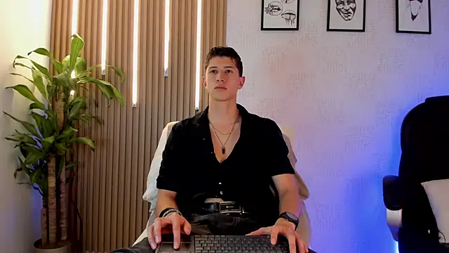 Dorianmistery2322_ webcam