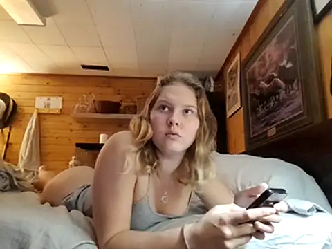 Ryan_and_Aurora webcam