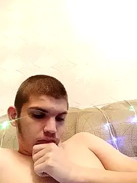 bradpierce (M twink) - A New Year's gift