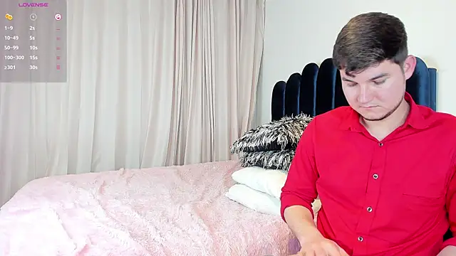 cameronymartinn (Ask my age) - blowjob and fuck in reverse cowgirl