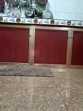 Webcam Model (SexyQueen99) is live