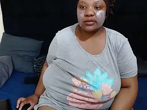 CaramelBootty webcam