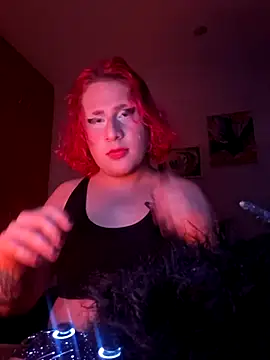 alien_ate_red webcam