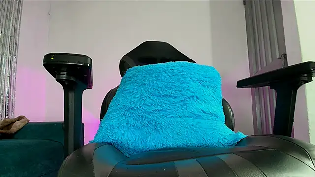 angela_bigdick webcam