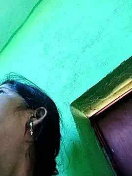 Webcam Model (Karishma_cute)  is live.Free join now!