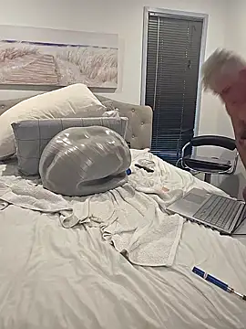 Handsolo_porn webcam