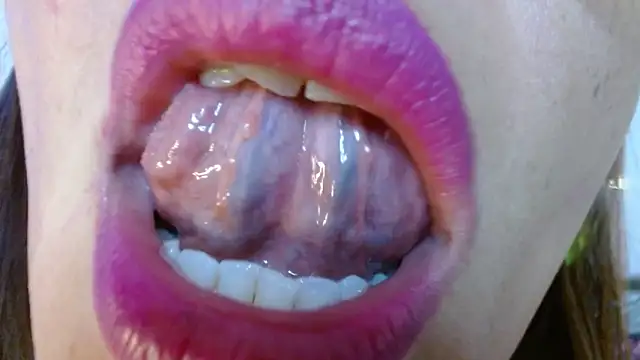 miss_evoleth2 webcam