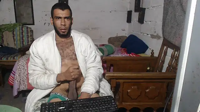 erik_alexander webcam