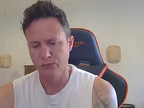 TroyDieselXXX webcam