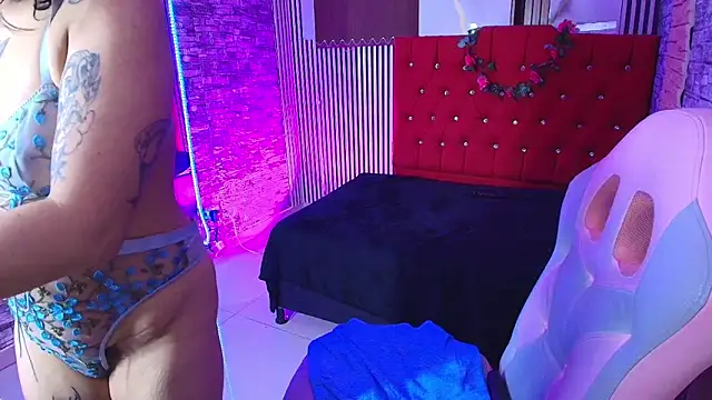 mia_hernnandez webcam