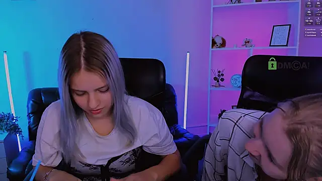 gloria_bubble webcam