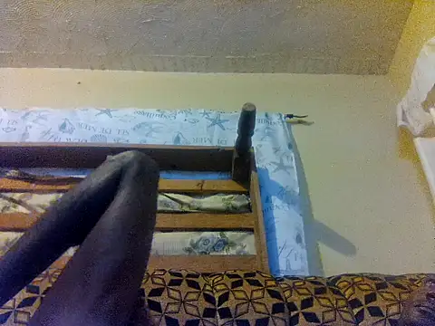 LookingLover34 webcam