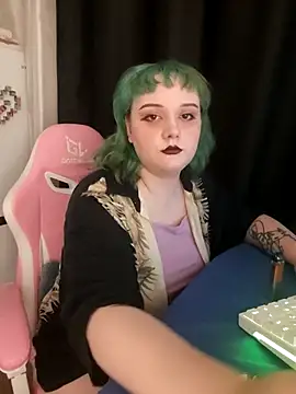 Kristen_Blaze webcam