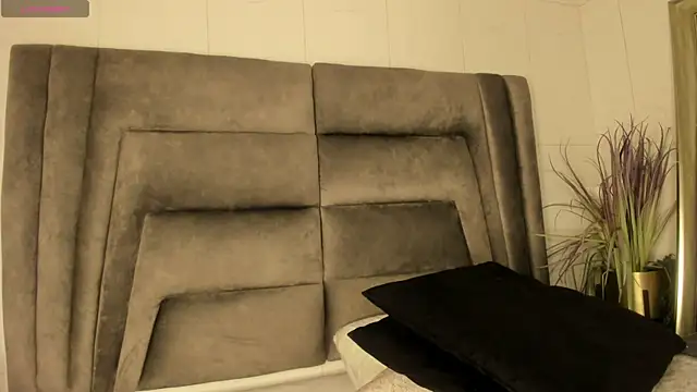 estefanyy_ - Estefanyy_'s free webcam