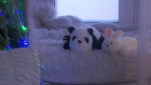 edlinhargus (F teen) - make Mia crazy