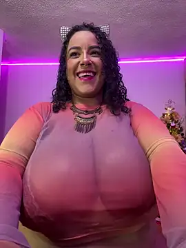 ariadna_cooper (F young) - Fuck me and make my feet squirt ✨💦💦