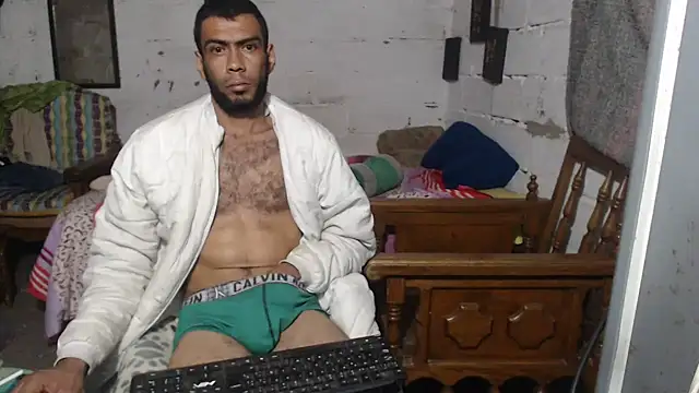 erik_alexander webcam