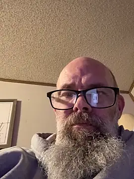 KlutzyWonder4 webcam