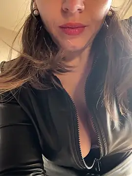 ladywithbigass webcam