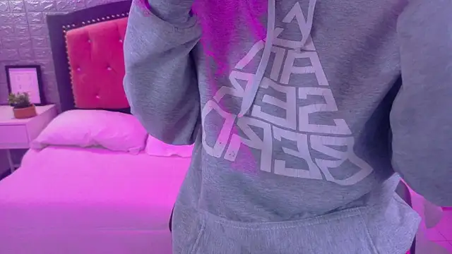 Natalie_loffreda webcam