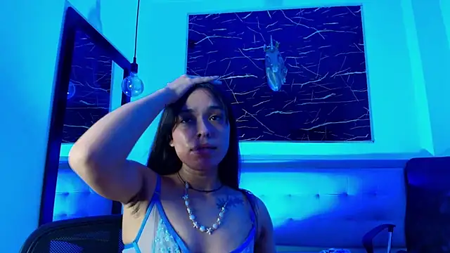 Cloeandtyfanny webcam