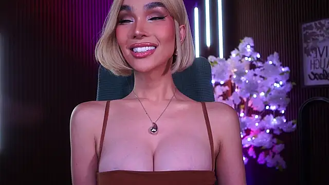 xxforyoureyesonlyxx webcam