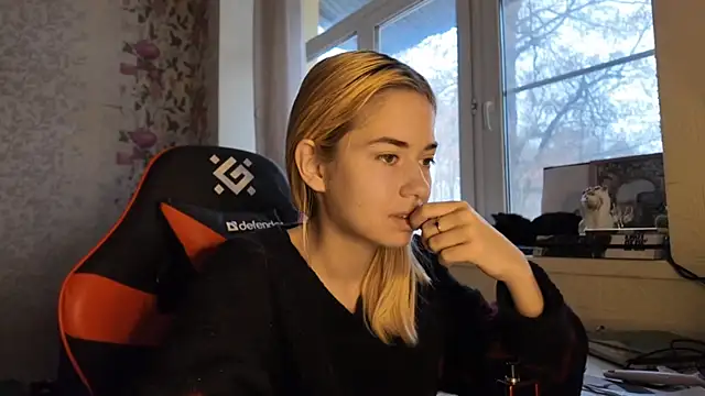 Witching_Moon webcam