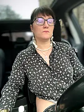 ZhenjaPoledance webcam