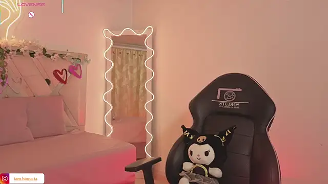 hina_tay webcam