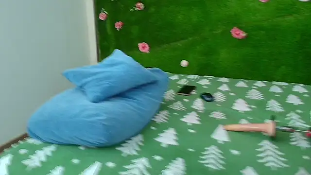 Huge_Titties_ webcam