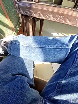 YoursThickDick webcam