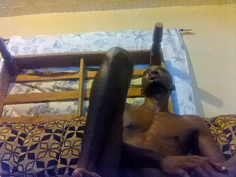 LookingLover34 webcam