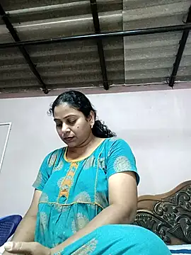 JENNIFERtamil webcam