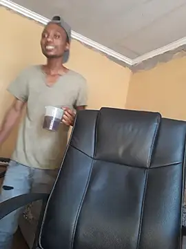 Hidden_African_Fruit webcam