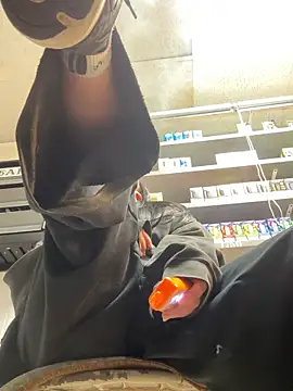 AlishaOfThorns webcam