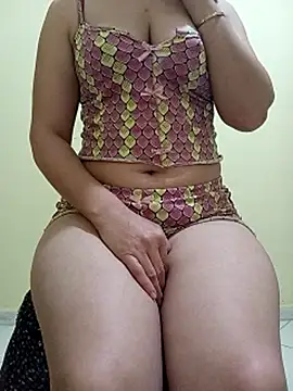 Webcam Model (Saraa-sexi)  is live.Free join now!