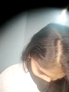 Sexey-Puja webcam stripchat model stream image