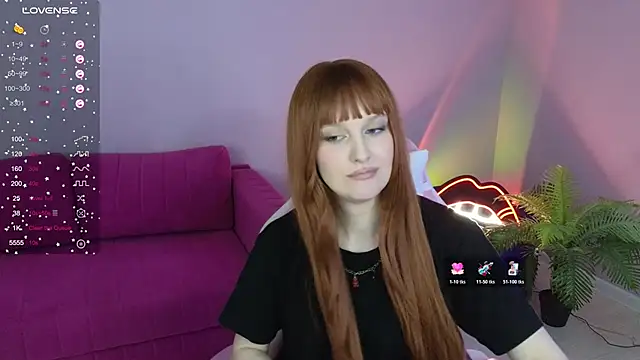 Ginger_Kristin webcam