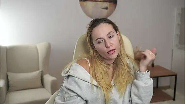 DelilahSpickerman webcam