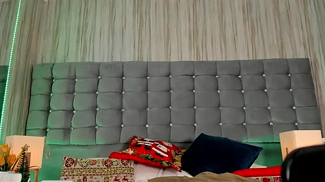 poacahontasfg (F young) - THE MACHINE IN MY ass  nasty show 🍆