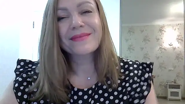 Alexandra-Rosee webcam