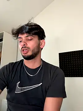 Gipsyboysteve's live cam