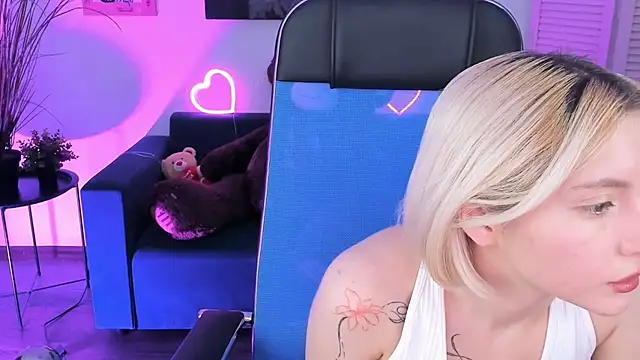 AuroraWrenfield webcam