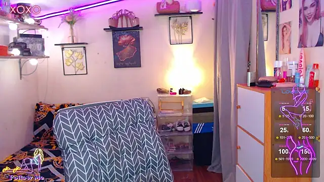 izabella_moore webcam