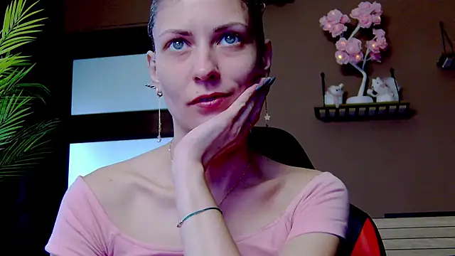 karo123421 - Karo123421's free webcam