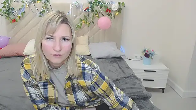 Incredible_Ariela webcam