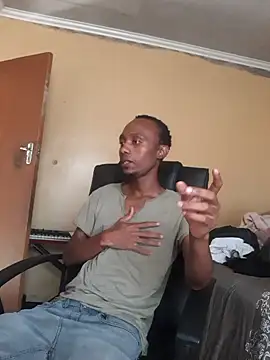 Hidden_African_Fruit webcam