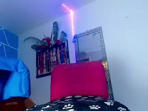 iris_goddessofthesky webcam