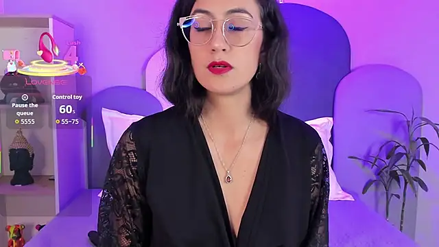 SophieGomez22 webcam